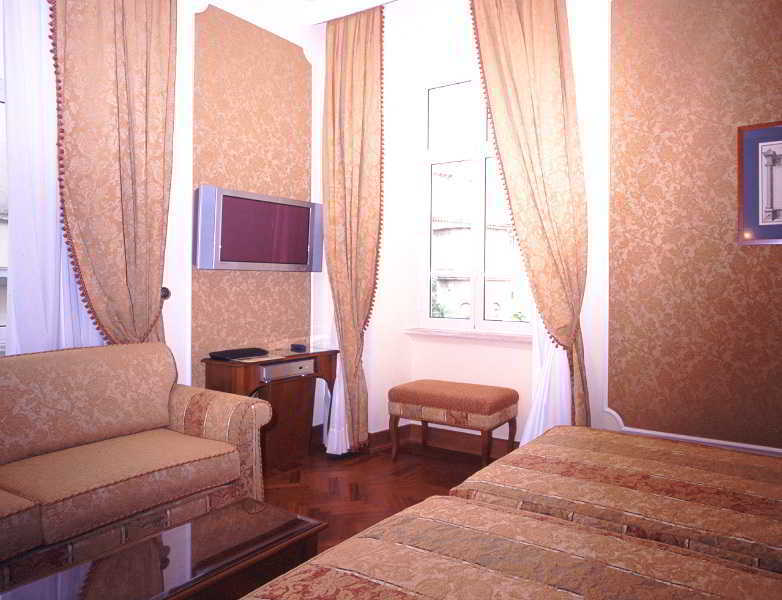 Hotel Villa Morgagni Рим Екстер'єр фото