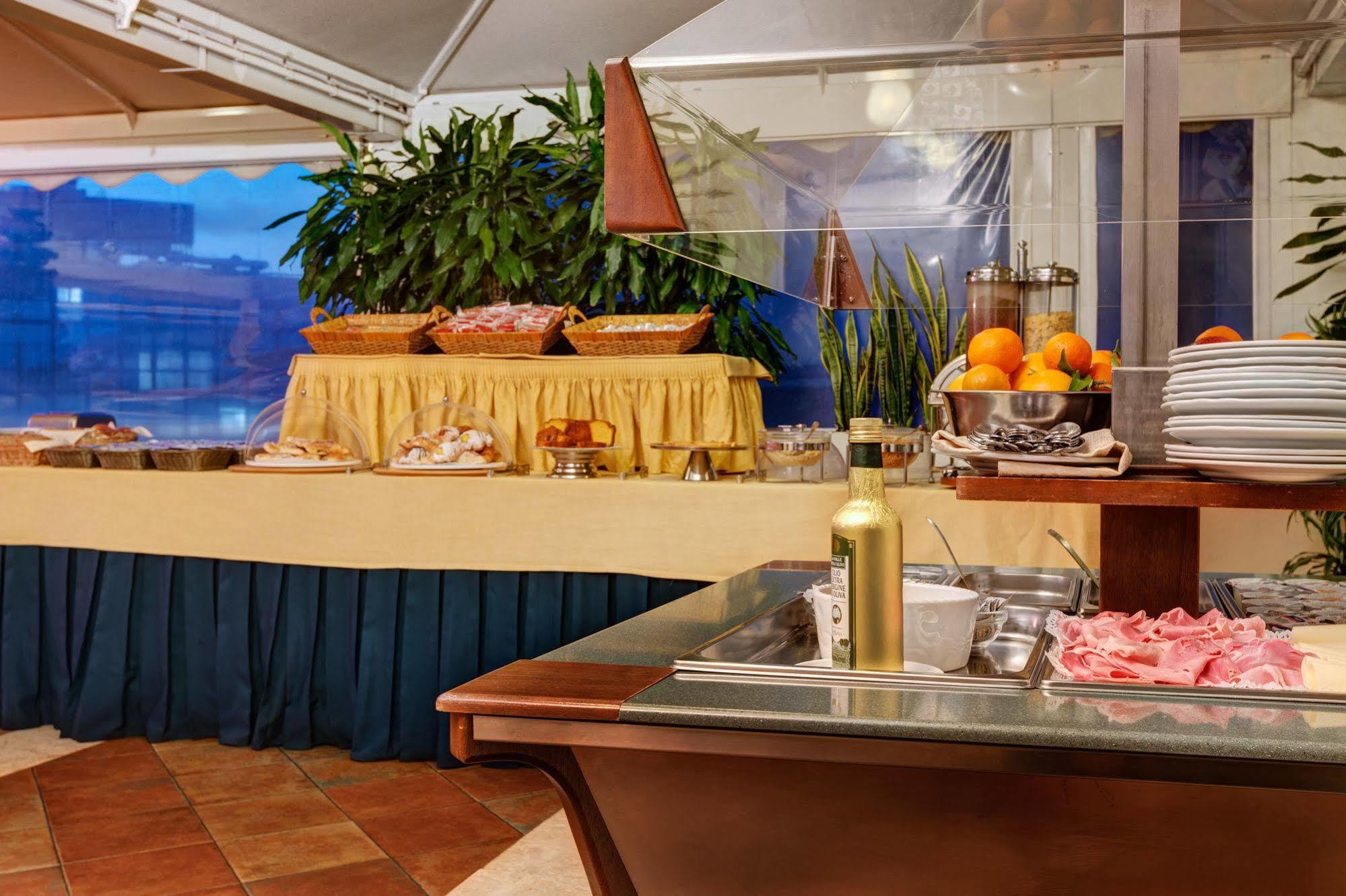 Hotel Villa Morgagni Рим Екстер'єр фото