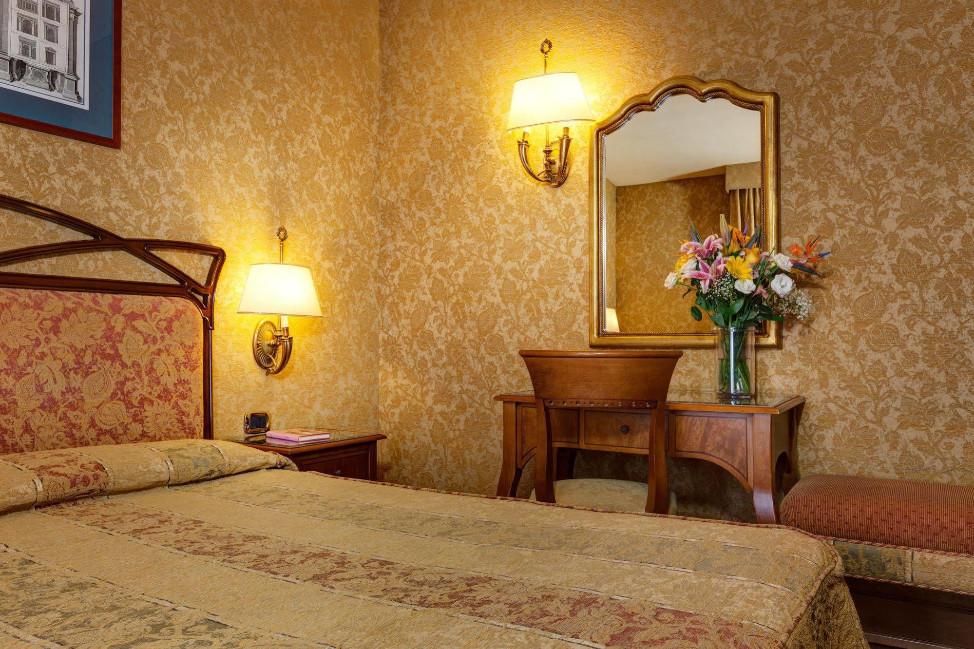 Hotel Villa Morgagni Рим Екстер'єр фото